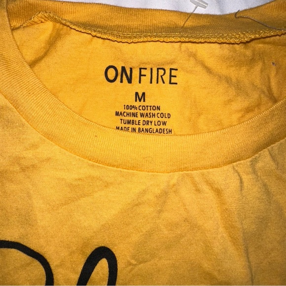 T-Shirt bundle - Picture 3 of 6